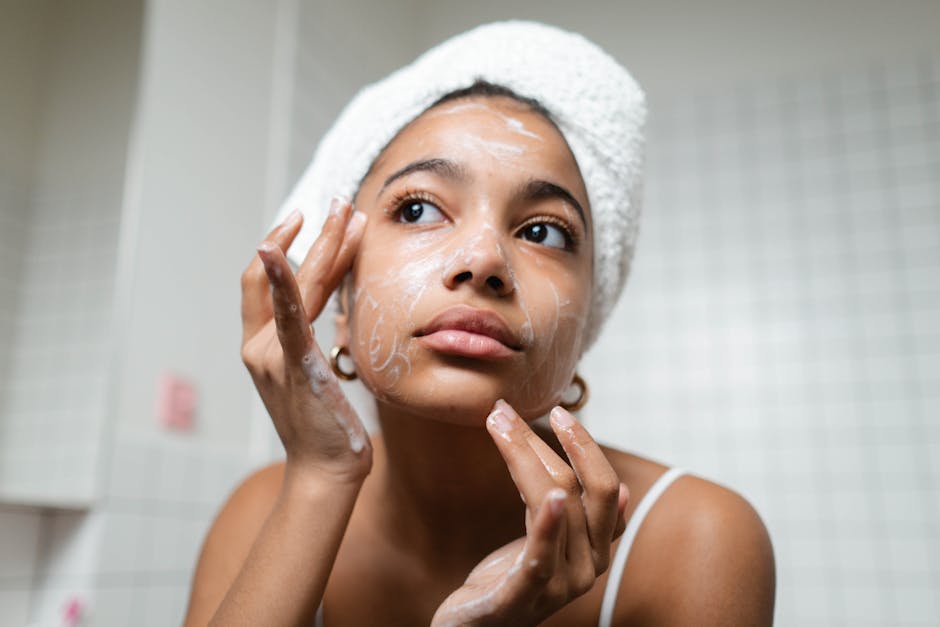 Routine di skincare per una pelle luminosa